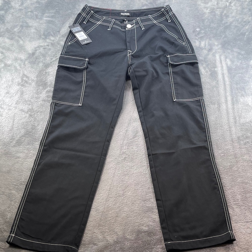 NWT True Religion Mens Jet Black Contrast Stitch Cargo Pants 108335 Size 30